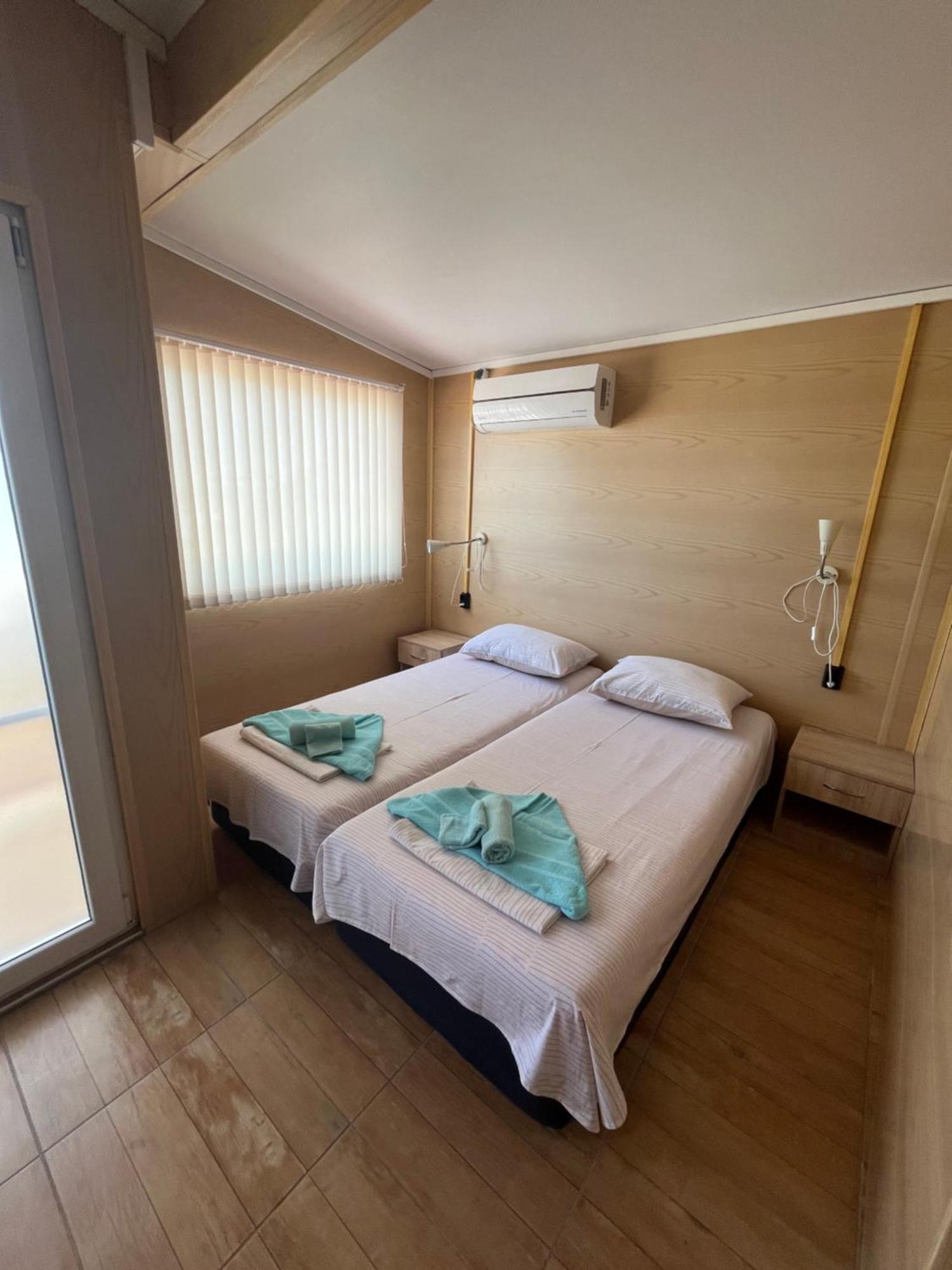 גולדן סנדס Family Hotel Globus מראה חיצוני תמונה