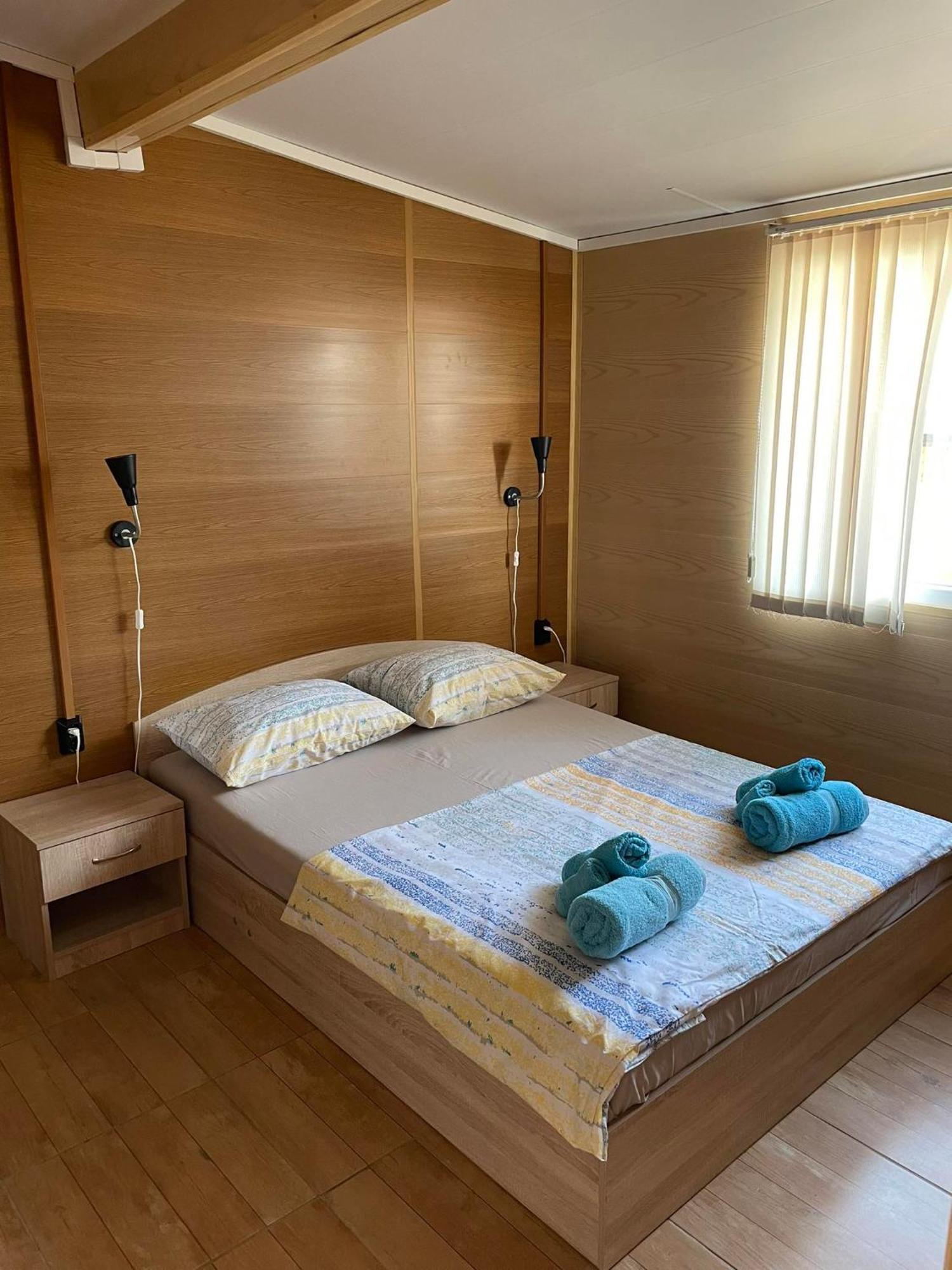 גולדן סנדס Family Hotel Globus מראה חיצוני תמונה