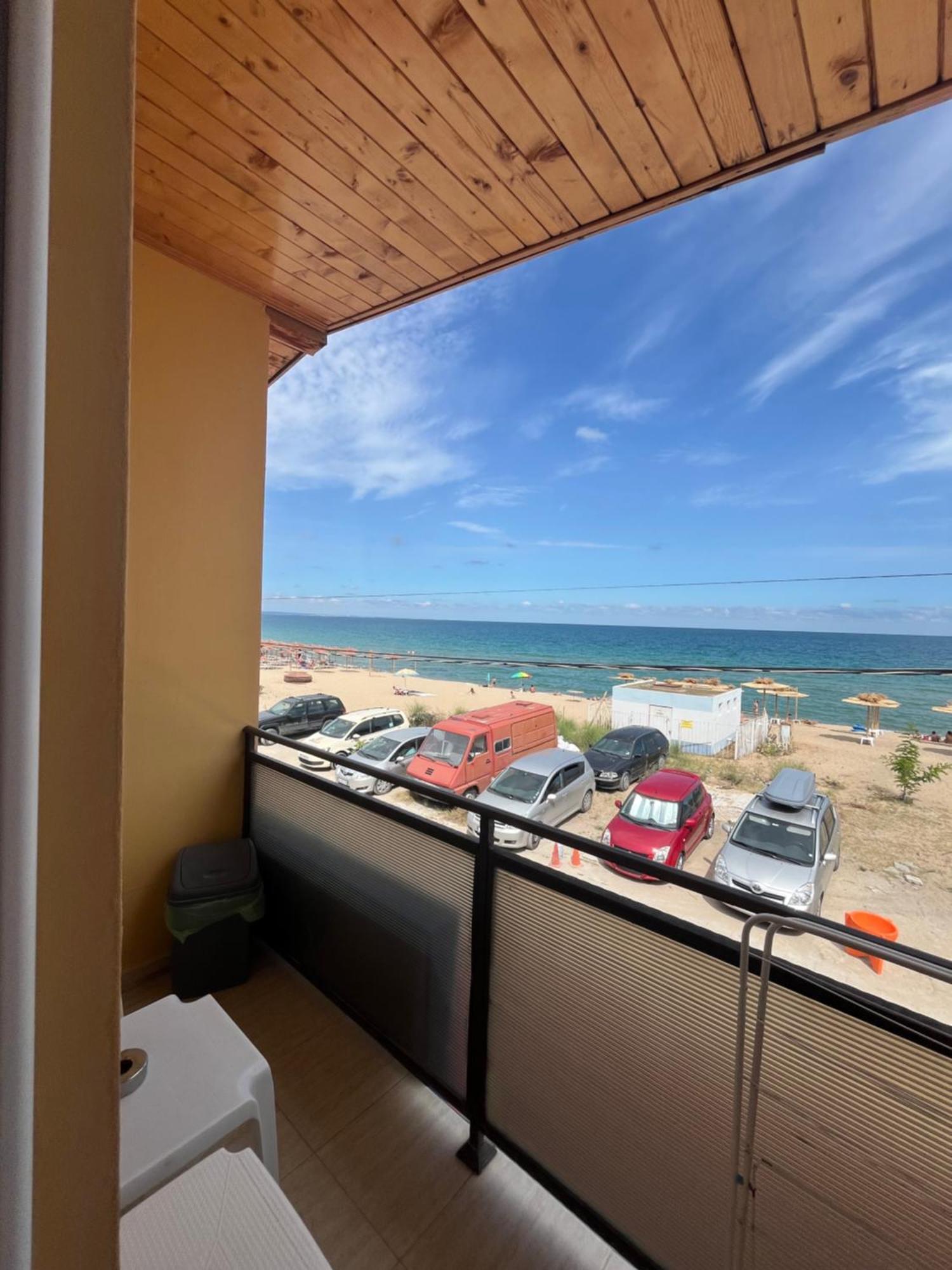 גולדן סנדס Family Hotel Globus מראה חיצוני תמונה